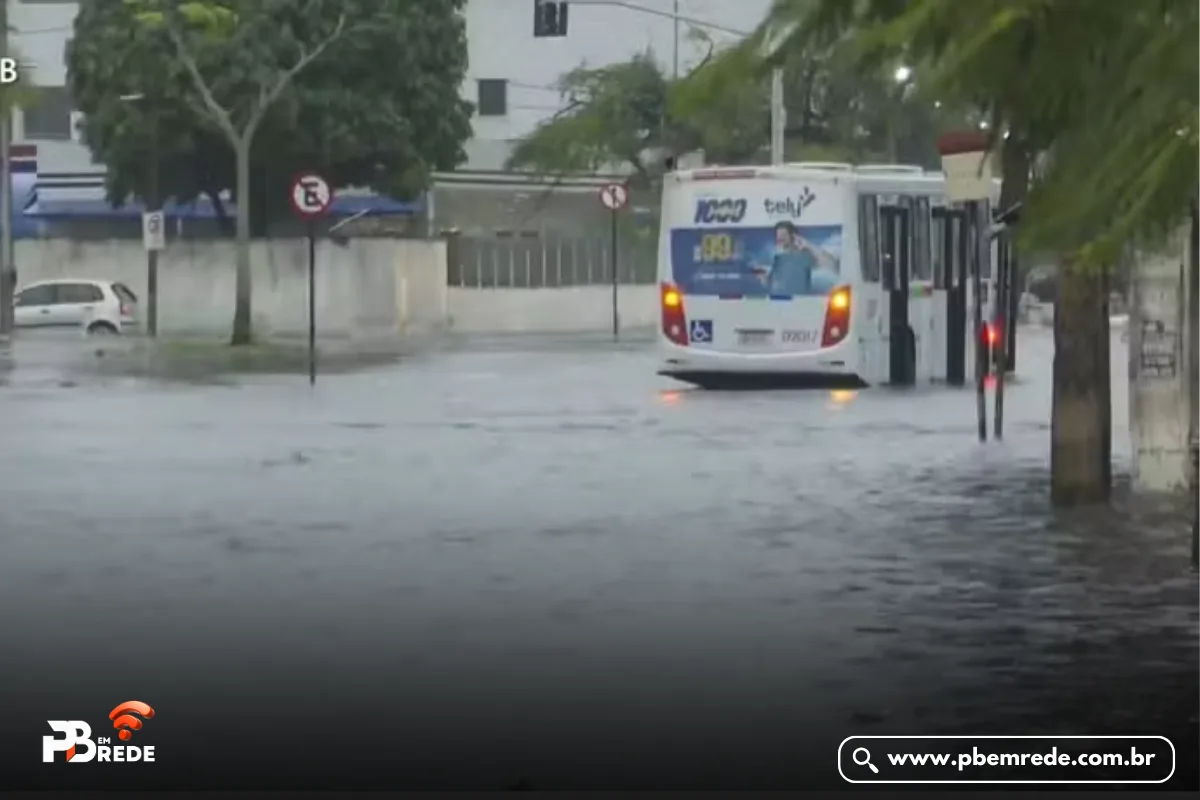João Pessoa e mais de 100 cidades da Paraíba seguem sob alerta de chuvas intensas