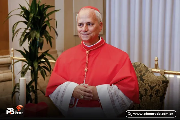 Americano Robert Prevost é anunciado como novo papa