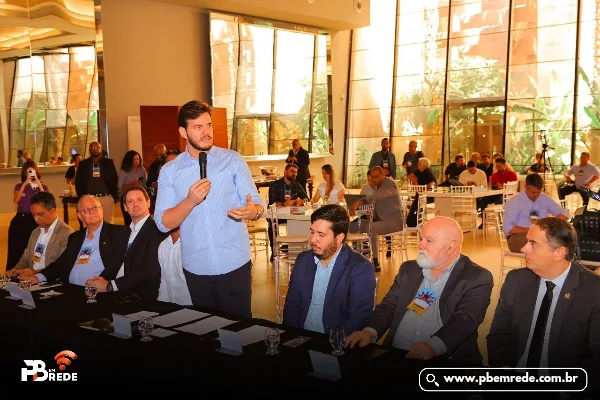 Bruno destaca protagonismo de Campina Grande na mobilidade e projeta transformação no transporte coletivo