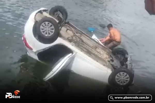 ATO HEROICO: HOMEM PULA NO AÇUDE VELHO E RESGATA MULHER QUE PERDEU CONTROLE DE VEÍCULO