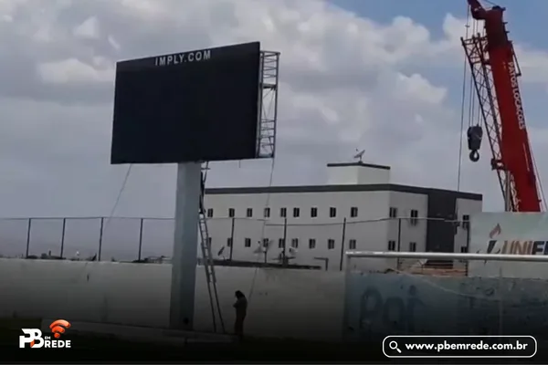 Estádios de Cajazeiras, Sousa e Patos ganham novos placares eletrônicos