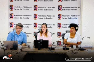Jô Oliveira acompanha reunião entre MP e diretores de hospitais para prevenir greve na saúde de Campina Grande