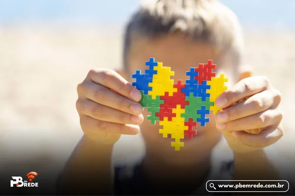 Lei determina multas para atos de discriminação contra pessoas com Transtorno do Espectro Autista, na Paraíba