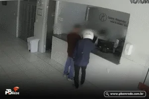 Suspeitos rendem e assaltam funcionários e pacientes em hospital de Campina Grande