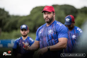 Eleito presidente do Treze, João Paiva anuncia Roberto Fernandes como novo técnico