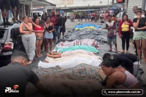 Governo do RJ confirma 121 mortos em megaoperação; moradores retiram dezenas de corpos de mata