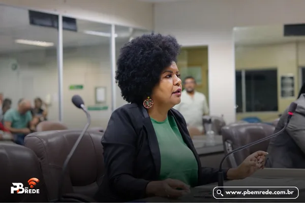 Jô Oliveira denuncia atraso no pagamento de aposentados de Campina Grande