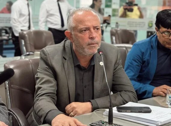 Anderson Pila cobra respostas da gestão municipal após o Carnaval em Campina Grande